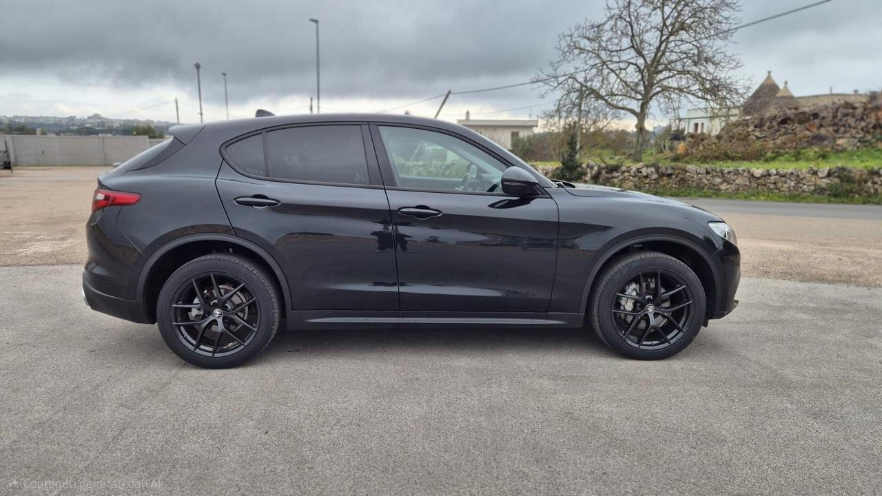 Alfa Romeo Stelvio 2.2 Turbodiesel 180 CV AT8 Q4 Super