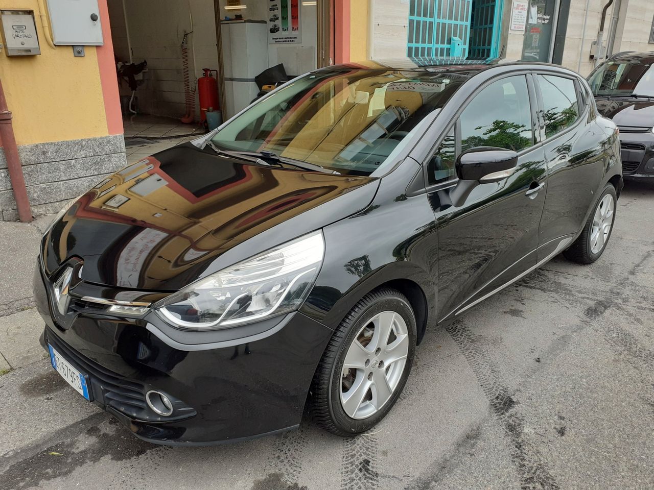 Renault Clio 1.2 75CV 5 porte Full Optional Uniproprietario