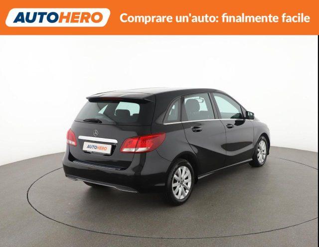 MERCEDES-BENZ B 180 d Automatic Business