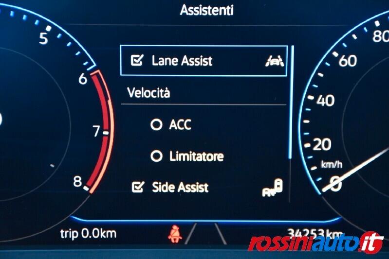 VOLKSWAGEN T-ROC 1.5 TSI 150 CV DSG STYLE + R18 TECH PACK I.Q D