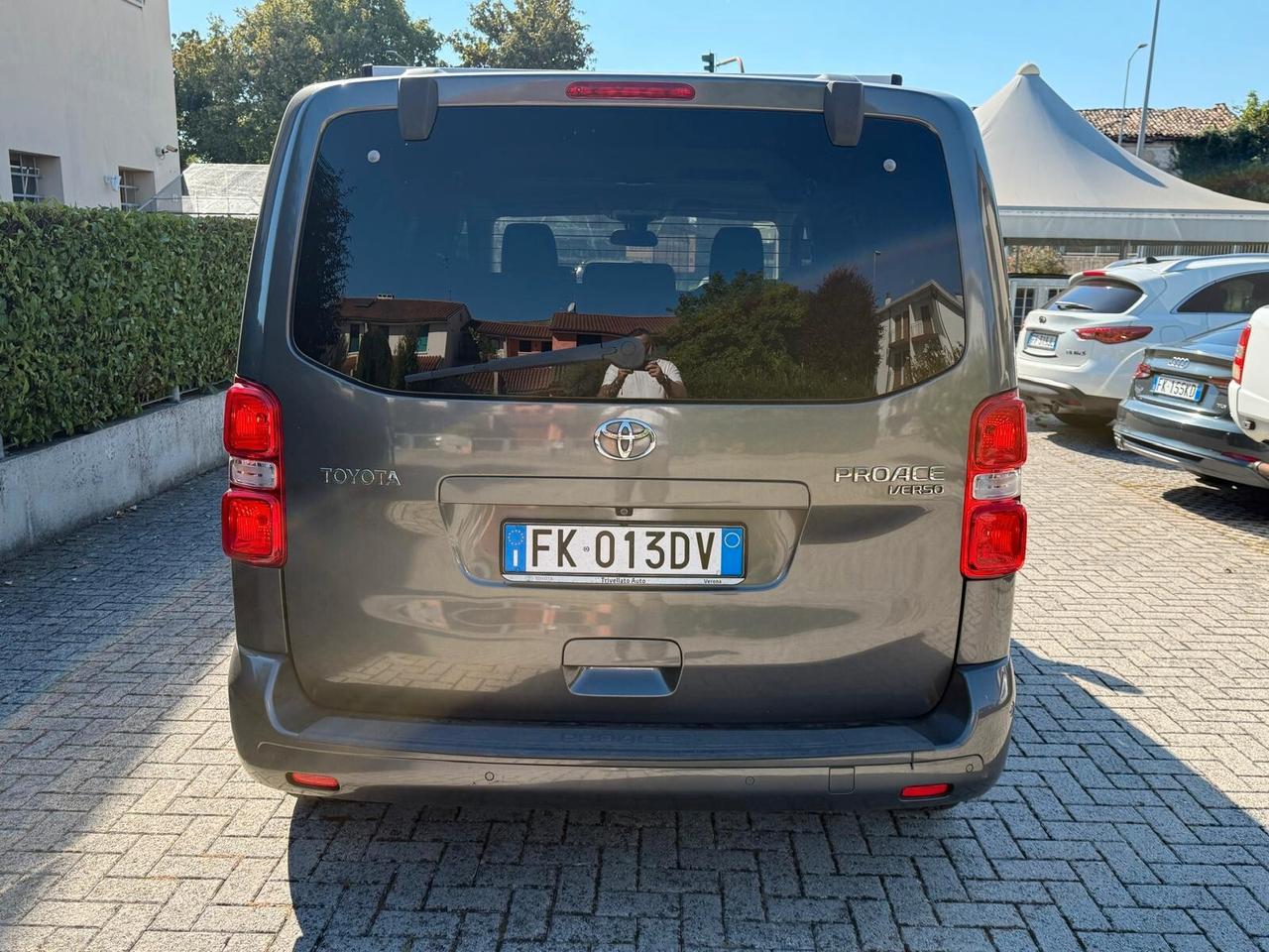 Toyota Proace Verso 1.6D Executive