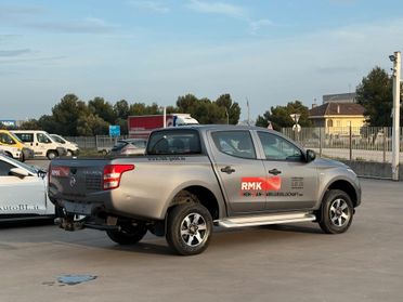 Mitsubishi L200 2.4 DI-D/154CV Club Cab Invite Plus