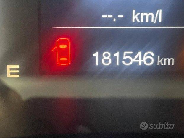 FIAT Tipo (2015-->) Tipo 1.6 Mjt S&S DCT SW Lounge