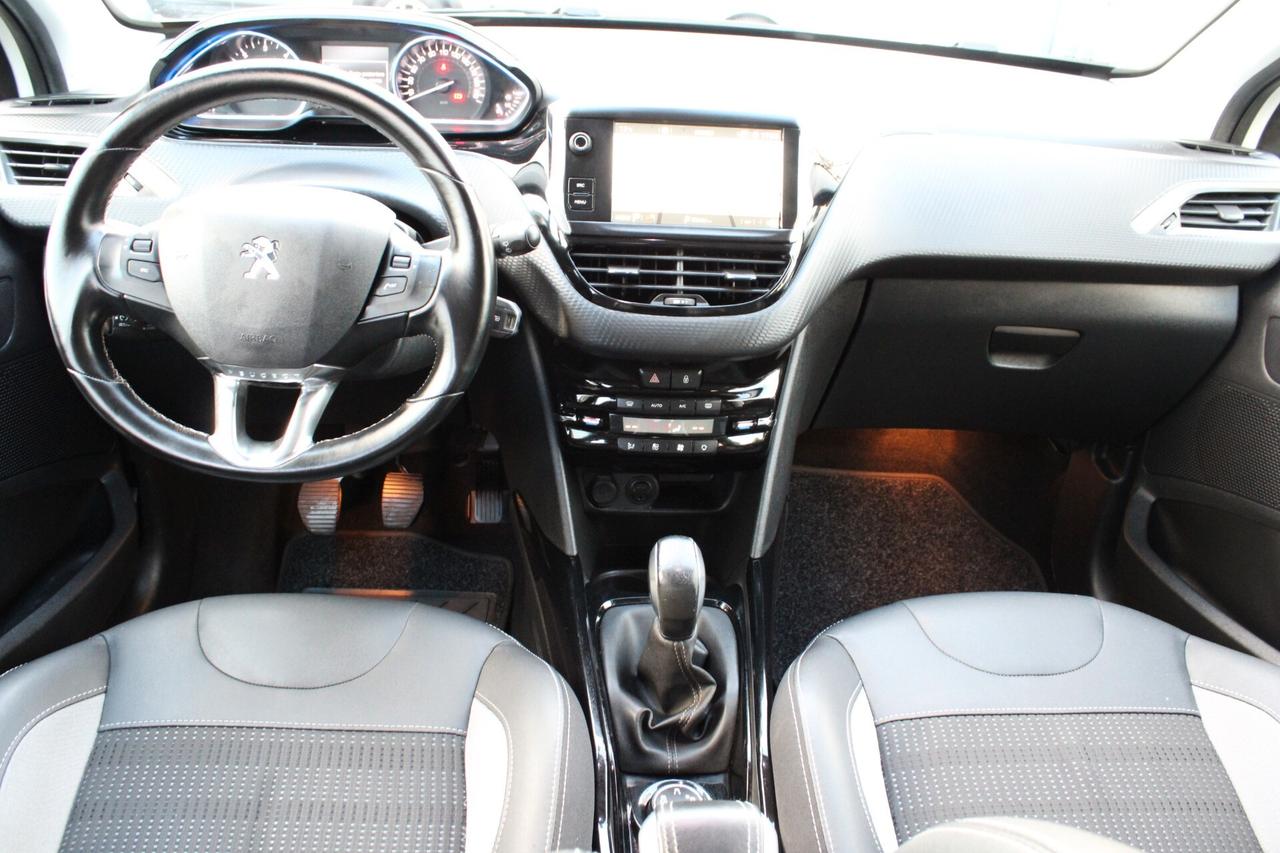 Peugeot 2008 BlueHDi 100 S&S Allure