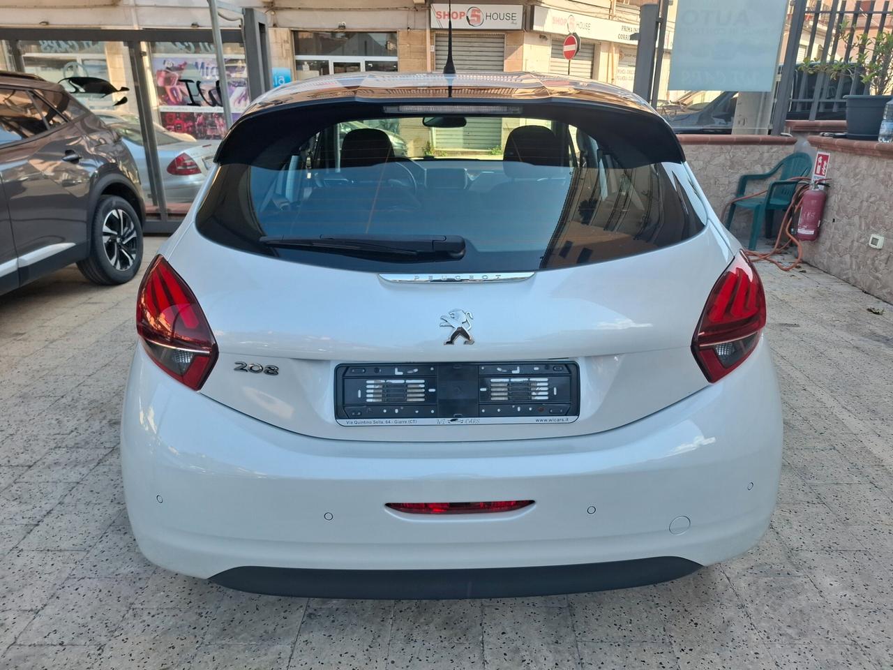 Peugeot 208 - 1.6 100 CV NAVIGATORE | LED