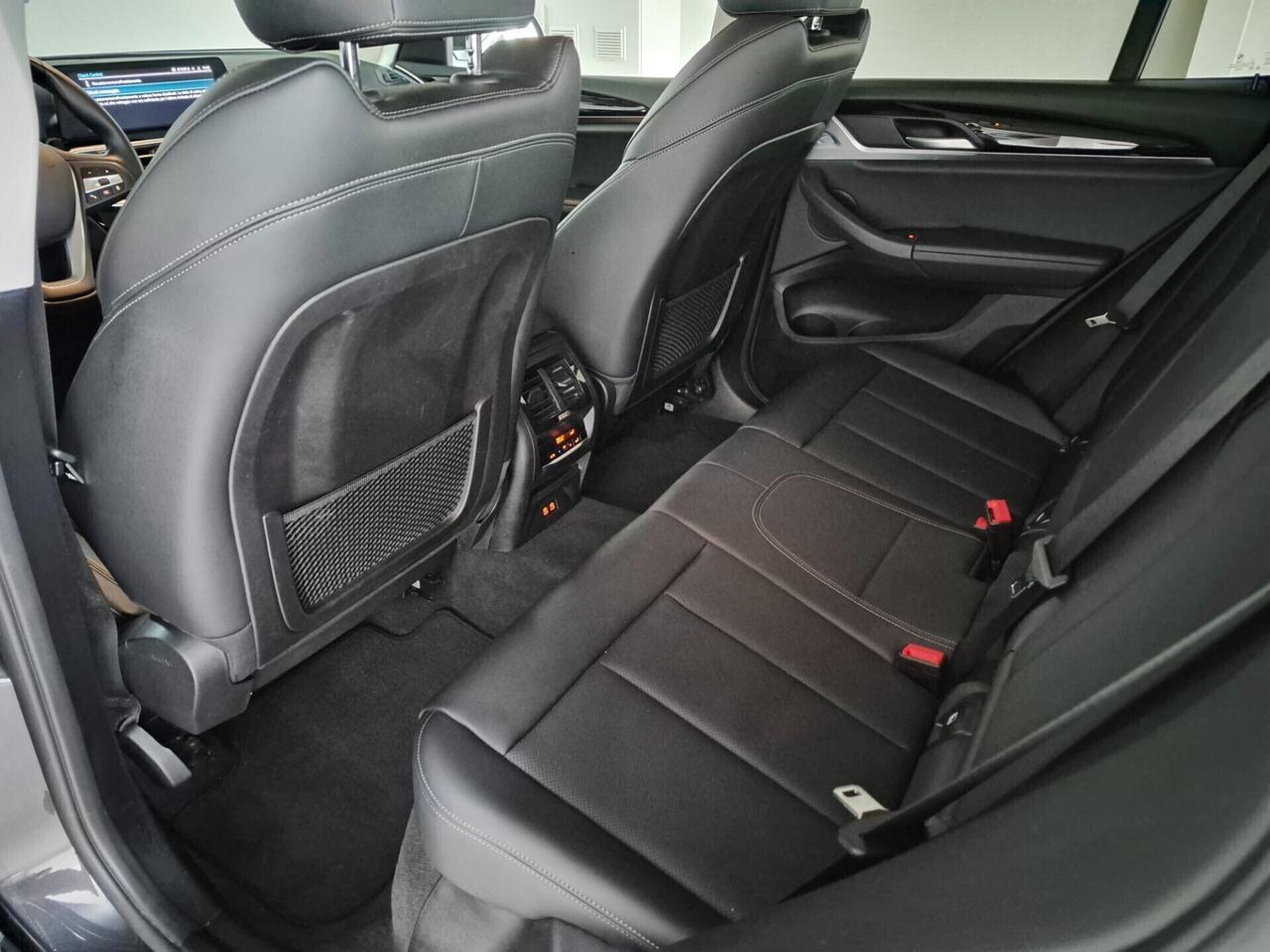 Bmw X3 XDRIVE 30E PLUG-IN HYBRID FULL-LED COCKPIT CARPLAY