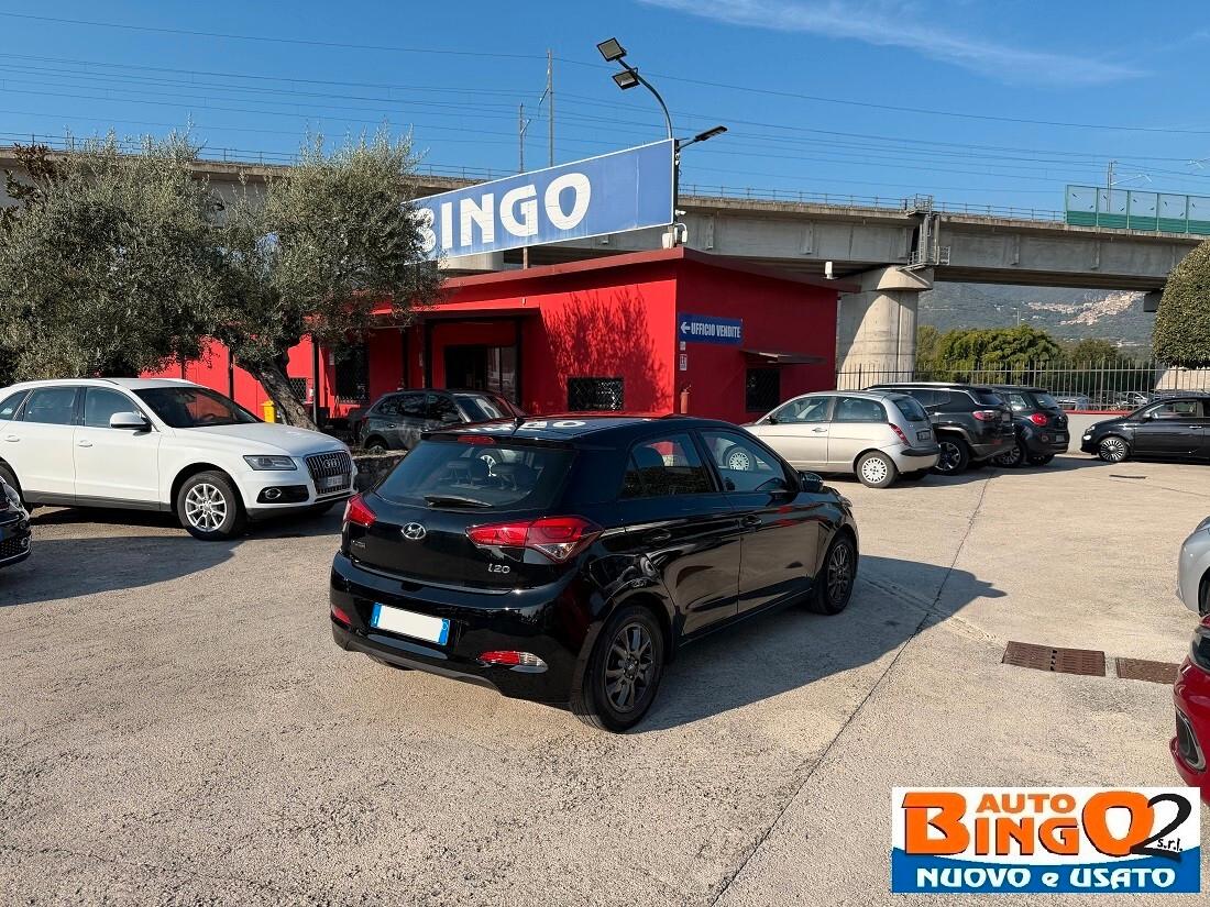 Hyundai i20 1.2 5 porte Econext Blackline