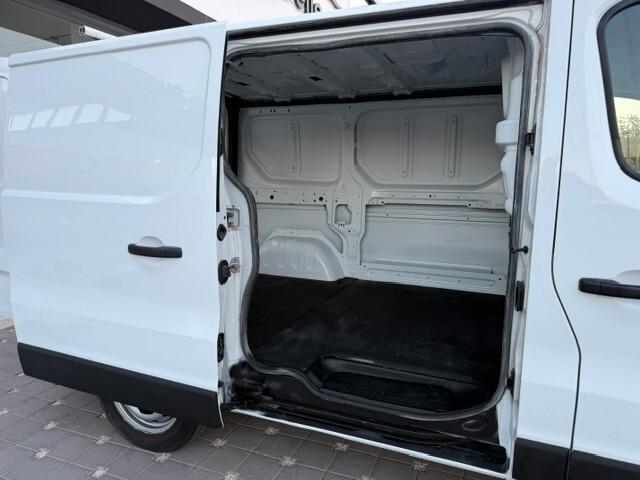 Renault Trafic 2.0 dCi 120 cv P.c T.n Ice 2021