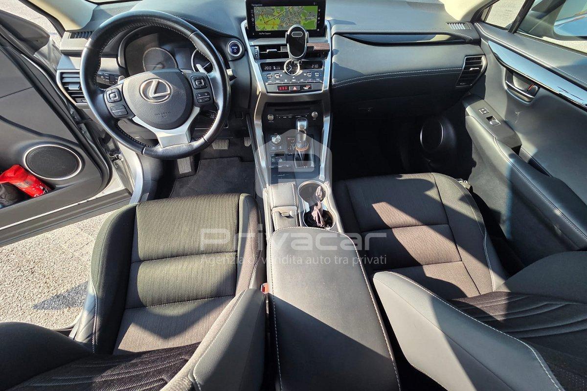 LEXUS NX Hybrid 4WD Business