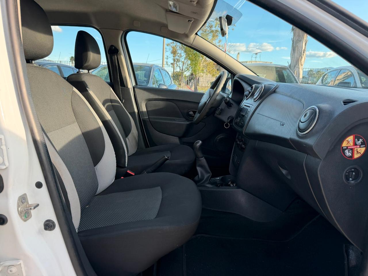 DACIA SANDERO 2016 900 BENZINA/GPL 90 CV *TAGLIANDATA