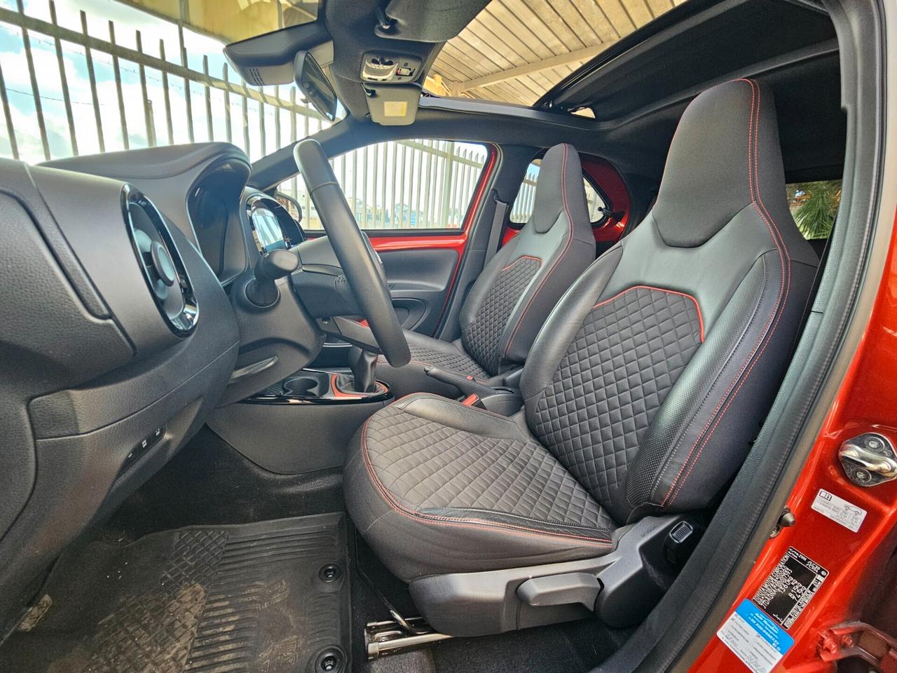 Toyota Aygo X 1.0 5 porte JBL Special Limited *TETTO