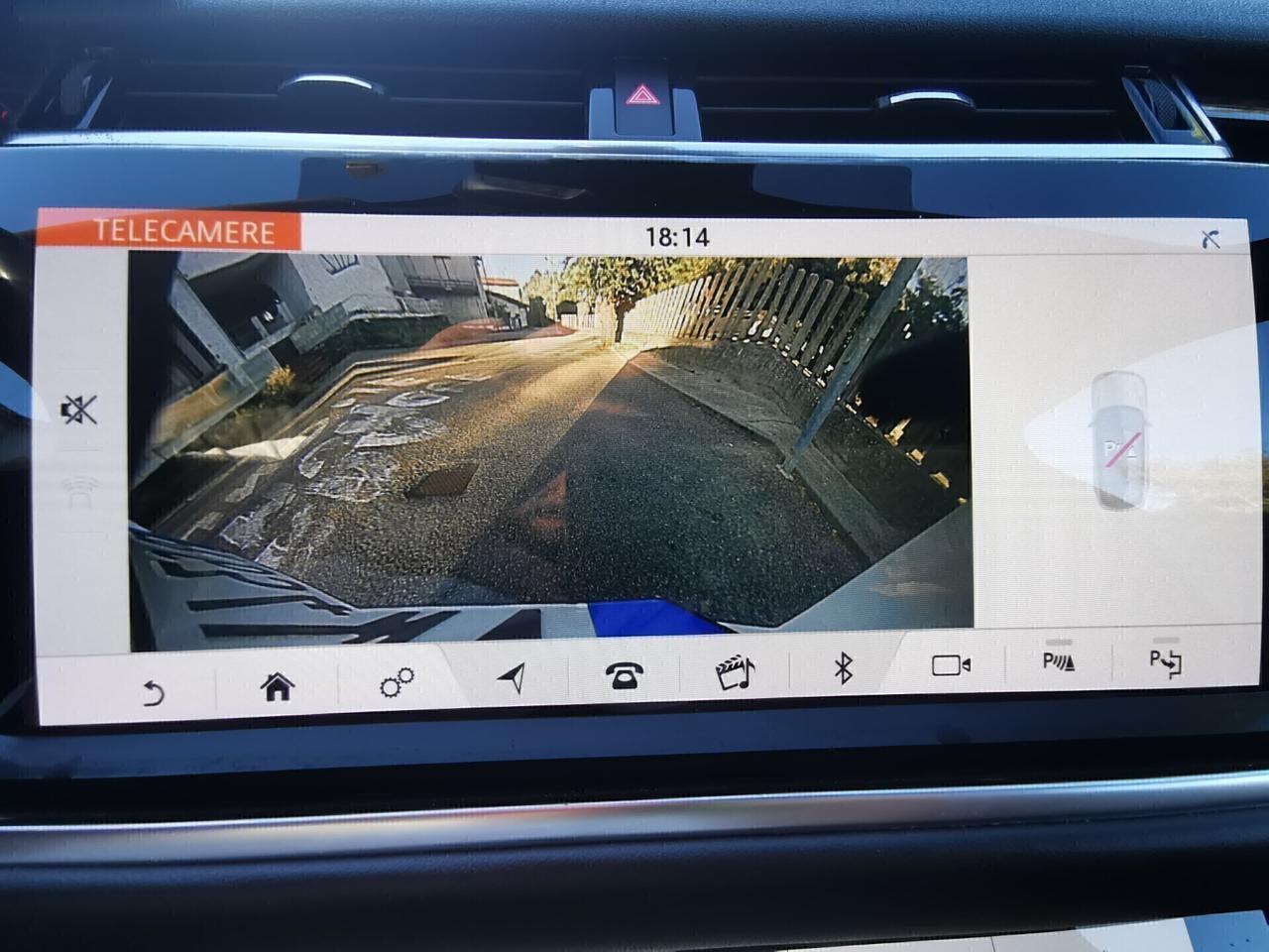 LAND ROVER RANGE ROVER VELAR 3.0 D R-DYNAMIC HSE