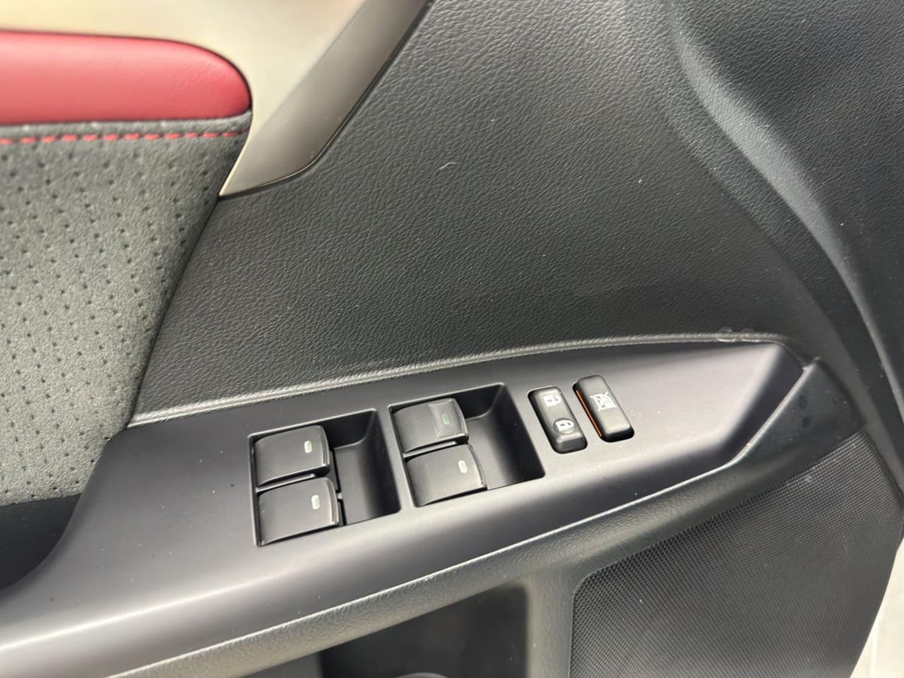 Lexus CT 200h 1.8 hybrid F-Sport cvt