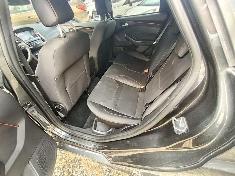 Ford Focus 1.5 TDCi 120cv S&S ST Line