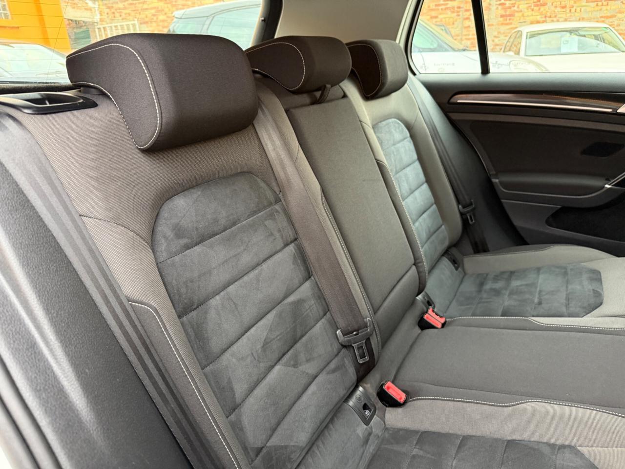 Volkswagen Golf 1.6 TDI 110 CV 5p. Executive BlueMotion Technology
