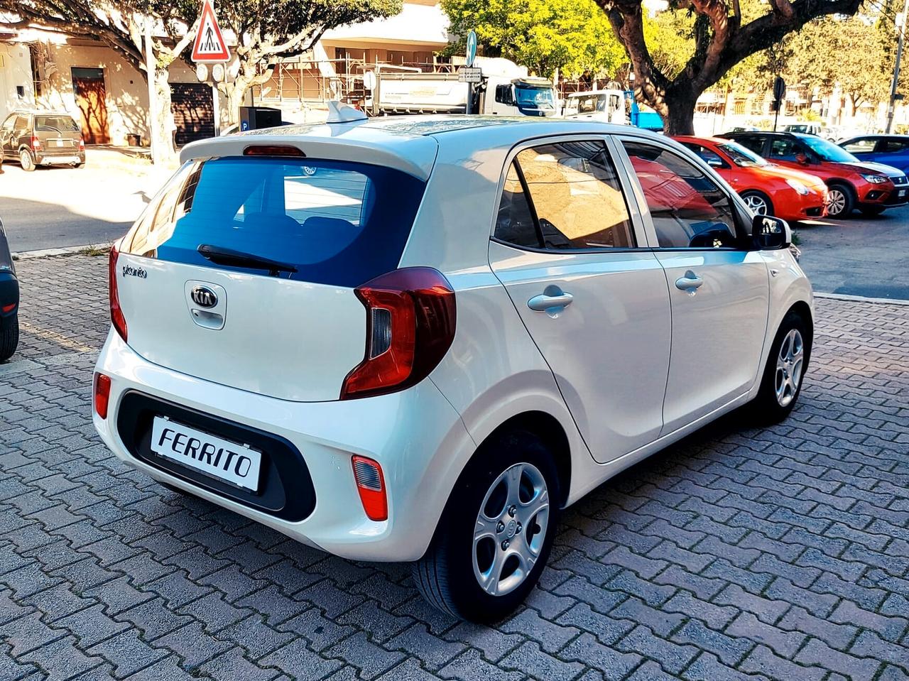 Kia Picanto 1.0 Urban TCM 67 CV