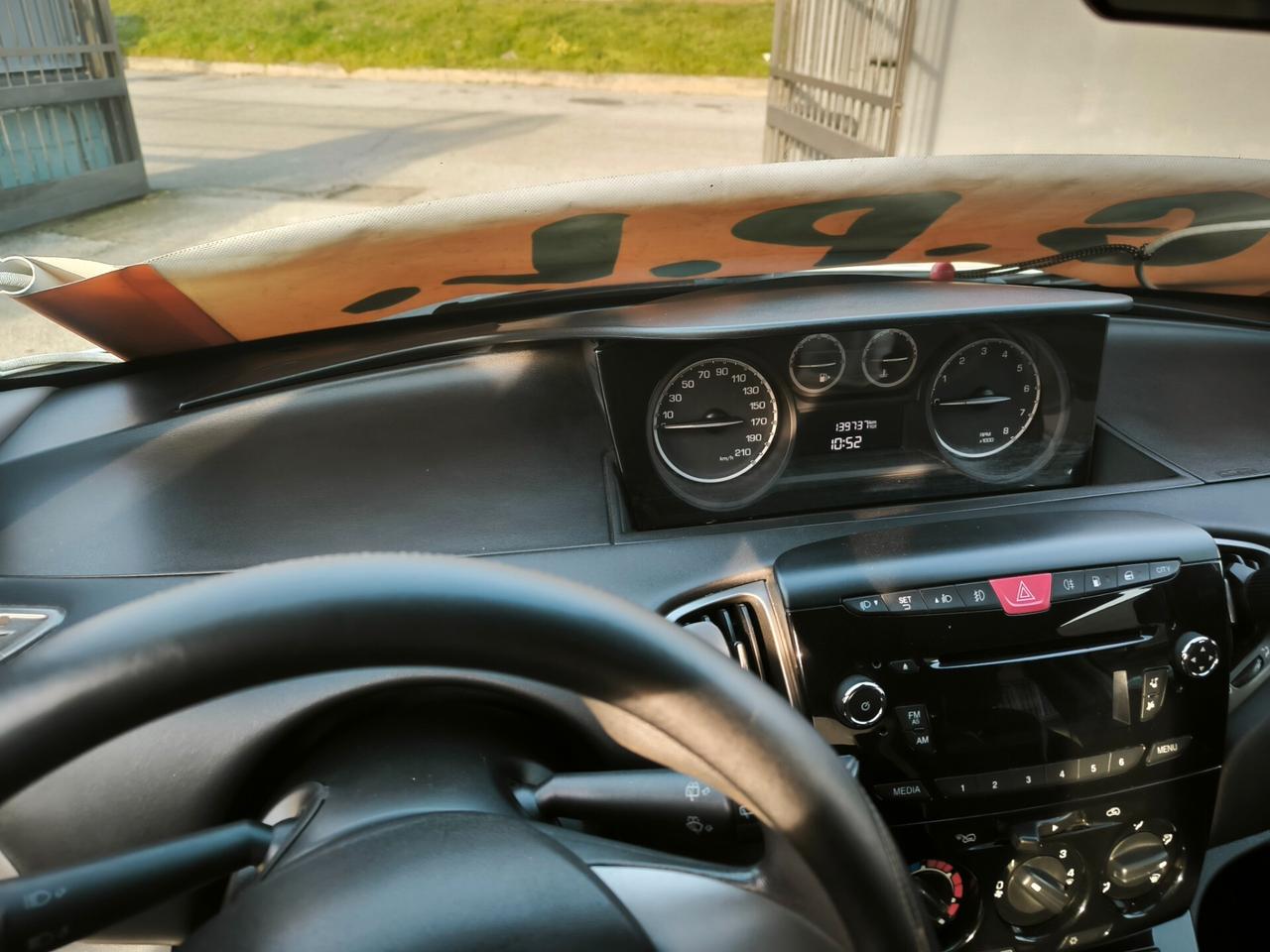 Lancia Ypsilon 1.2 GPL Ecochic Elefantino