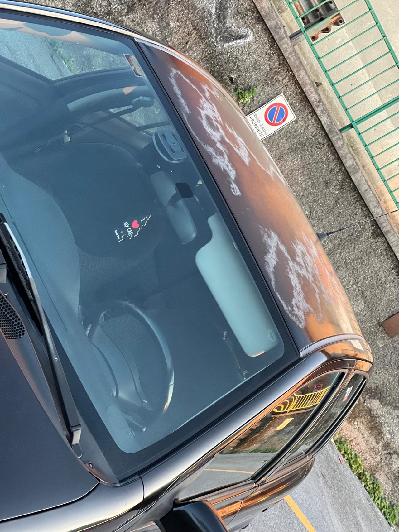 Toyota Yaris 1.4 tdi D-4D cat 5 porte carozzeria sbiadita