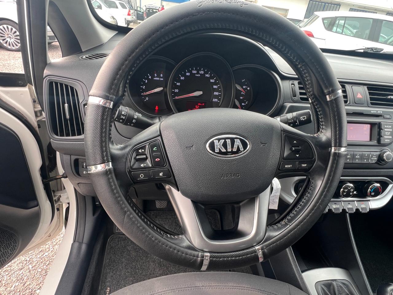 Kia Rio 1.1 CRDi 5p. Cool OK PER NEOPATENTATI