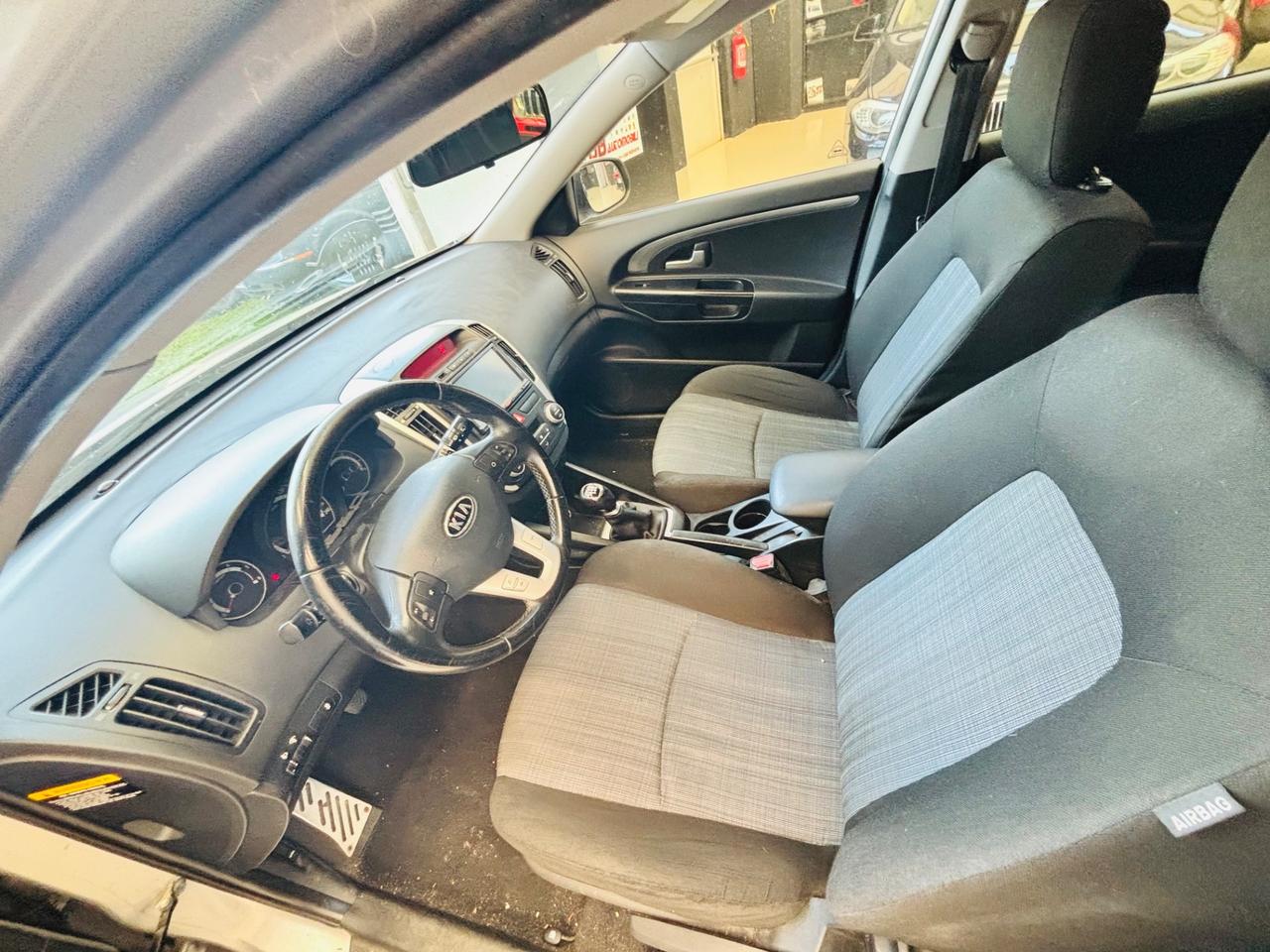 Kia Ceed cee'd Sp. Wag. 1.6 CRDi VGT 115CV EX
