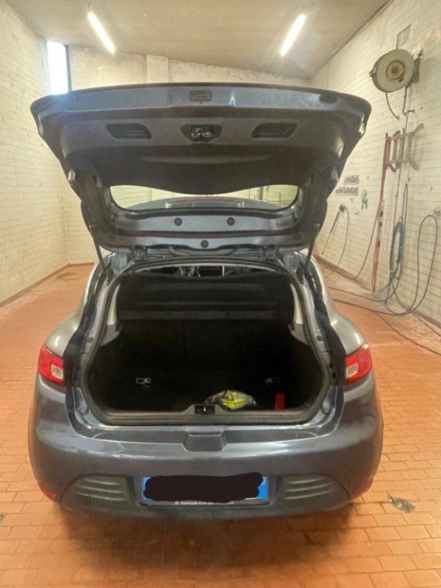 RENAULT Clio 1.2 75CV 5 porte Life