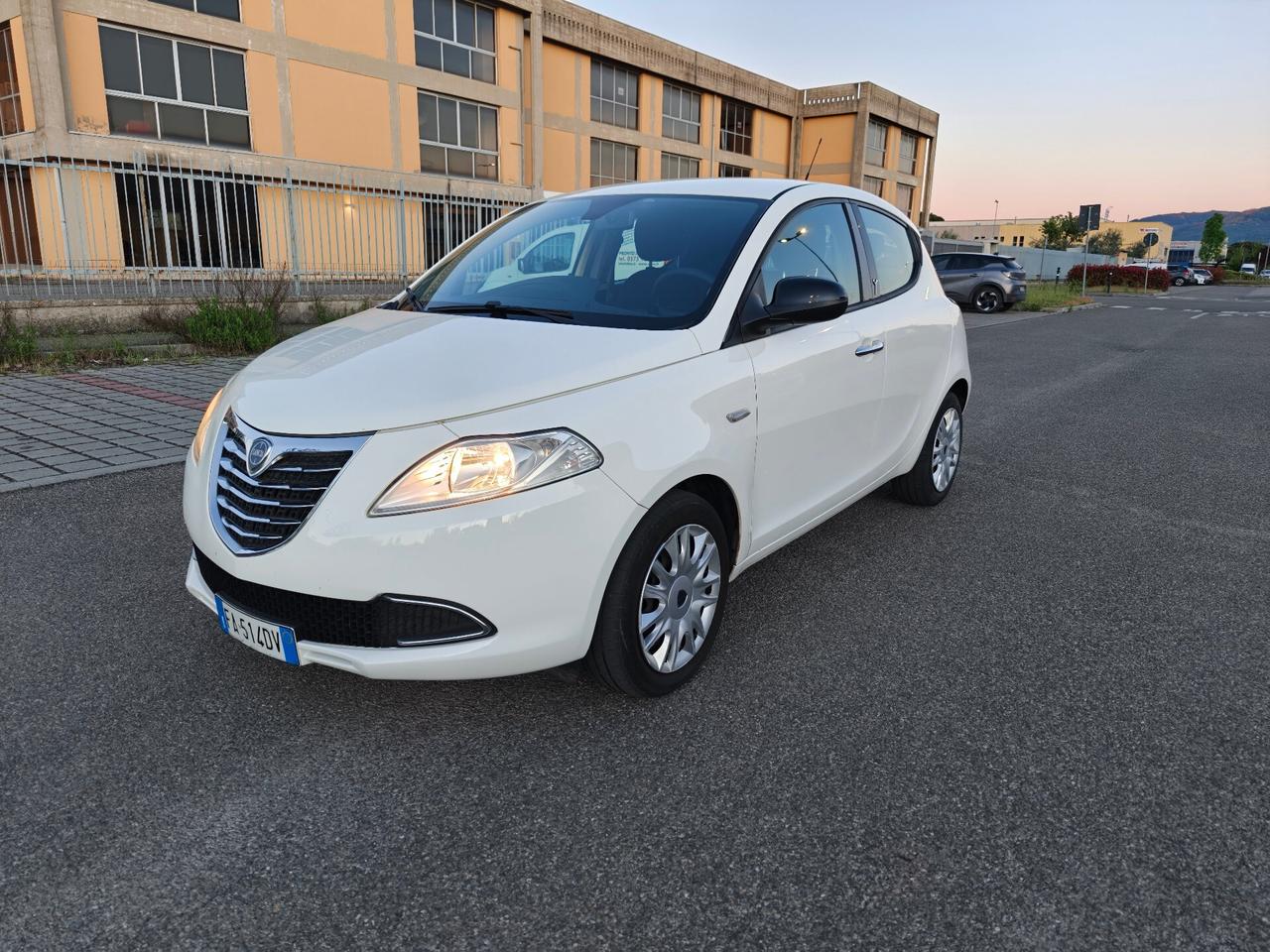 Lancia Ypsilon 1.3 MJT 16V 95 CV 5 porte S&S Gold
