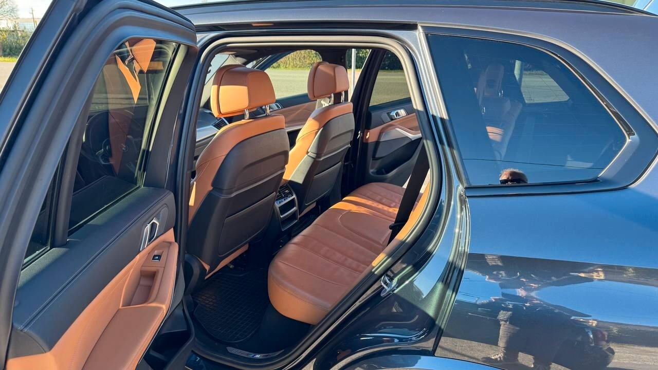Bmw X5 xDrive30d 48V Msport Tettuccio apribile e panoramico Telecamera 360°