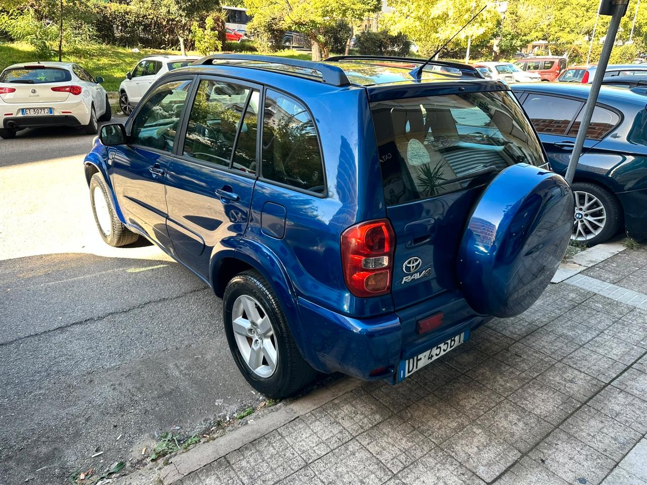 Toyota RAV 4 RAV4 2.0 Tdi D-4D cat 5 porte Sol