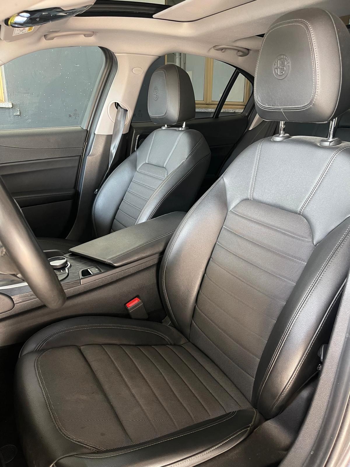 Alfa Romeo Giulia 2.2 Turbodiesel 190 CV AT8 AWD Q4 Executive