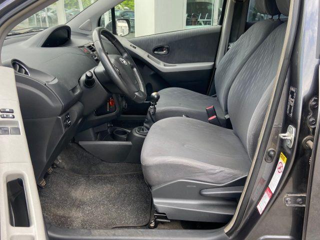 TOYOTA Yaris 1.3 5 Porte