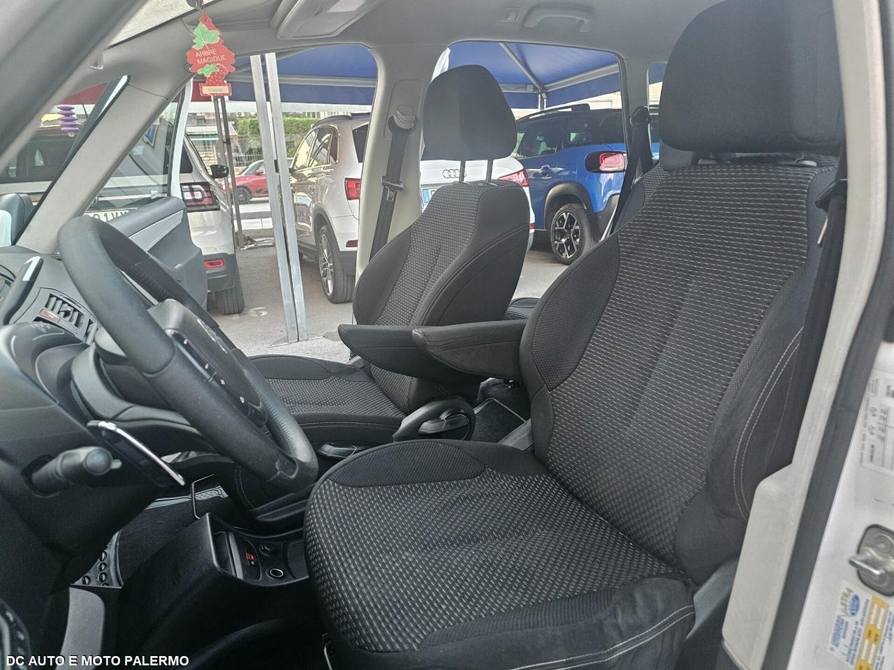 Citroen C4 Picasso 1.6 HDi 112CV..Automatica.2013