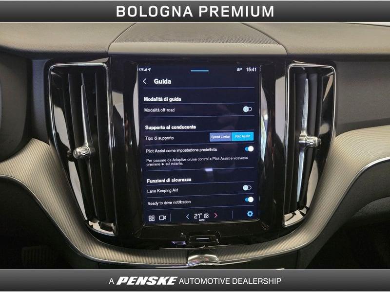 Volvo XC60 XC60 B4 (d) automatico Plus Bright