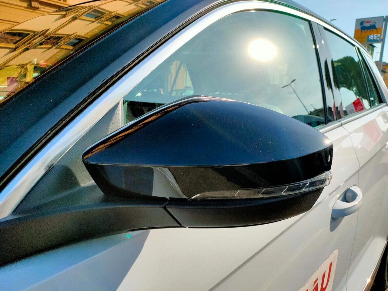 Volkswagen T-Roc 1.5 TSI ACT Advanced + Body kit R