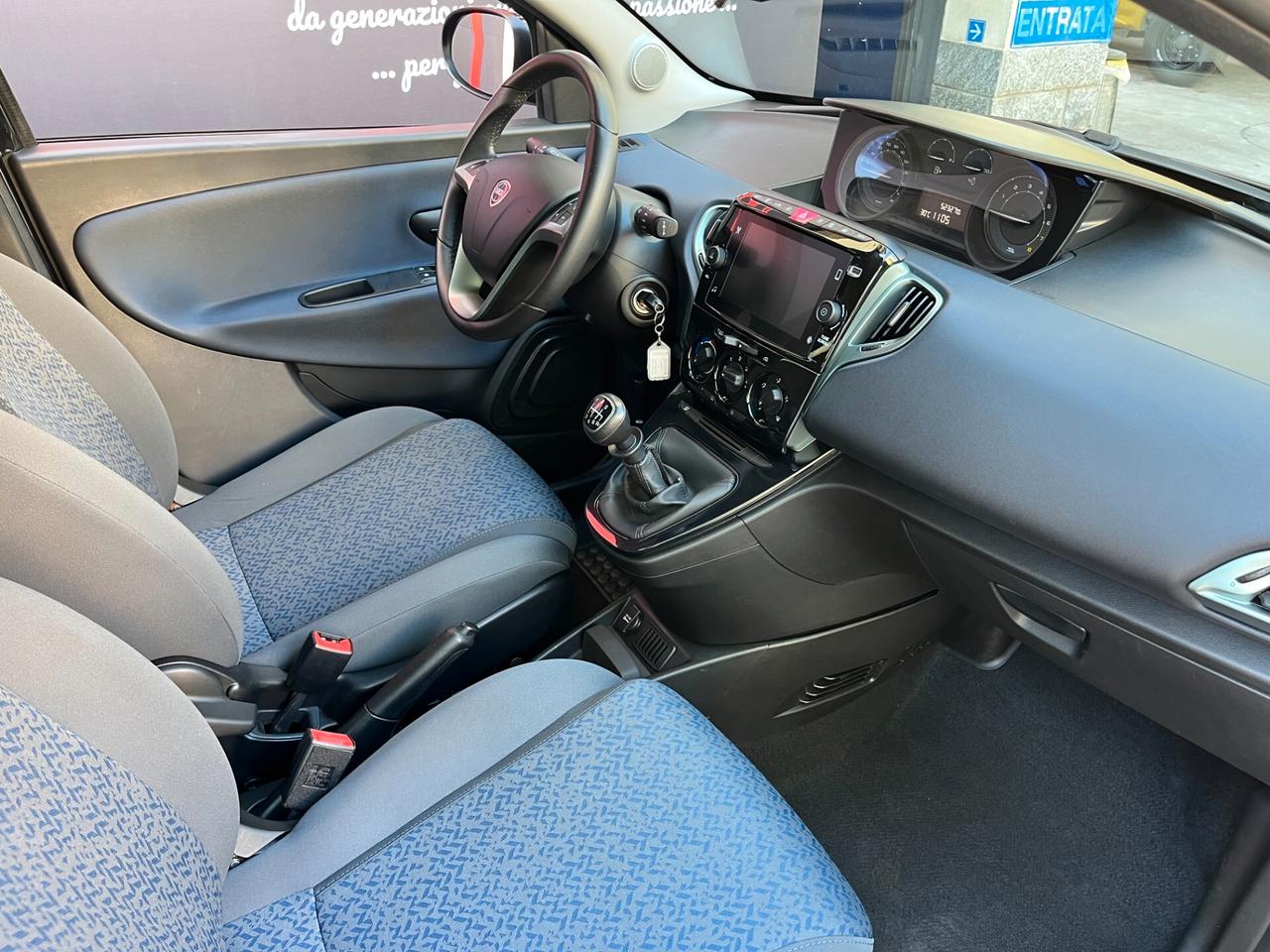 LANCIA YPSILON 1.0 HYBRID 70CV GOLD PLUS