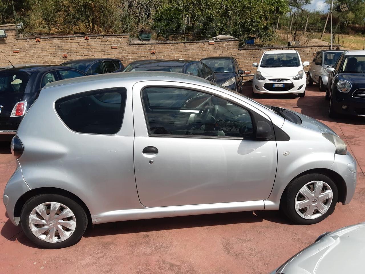 Toyota Aygo 1.0 12V VVT-i 3 porte Orange Connect