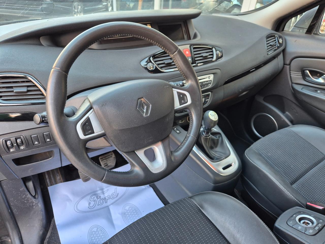 Renault Scenic Scénic X-Mod 1.6 dCi 130CV Dynamique