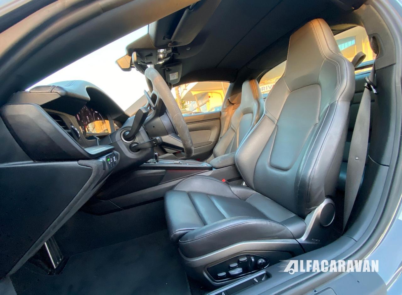 Porsche 911 992.2 Targa 3.6 4 GTS 541 CV auto