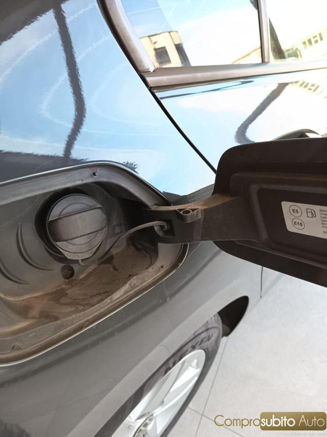 VOLKSWAGEN Golf 1.0 TSI 115 CV 5p. Sport BlueMotion Technology