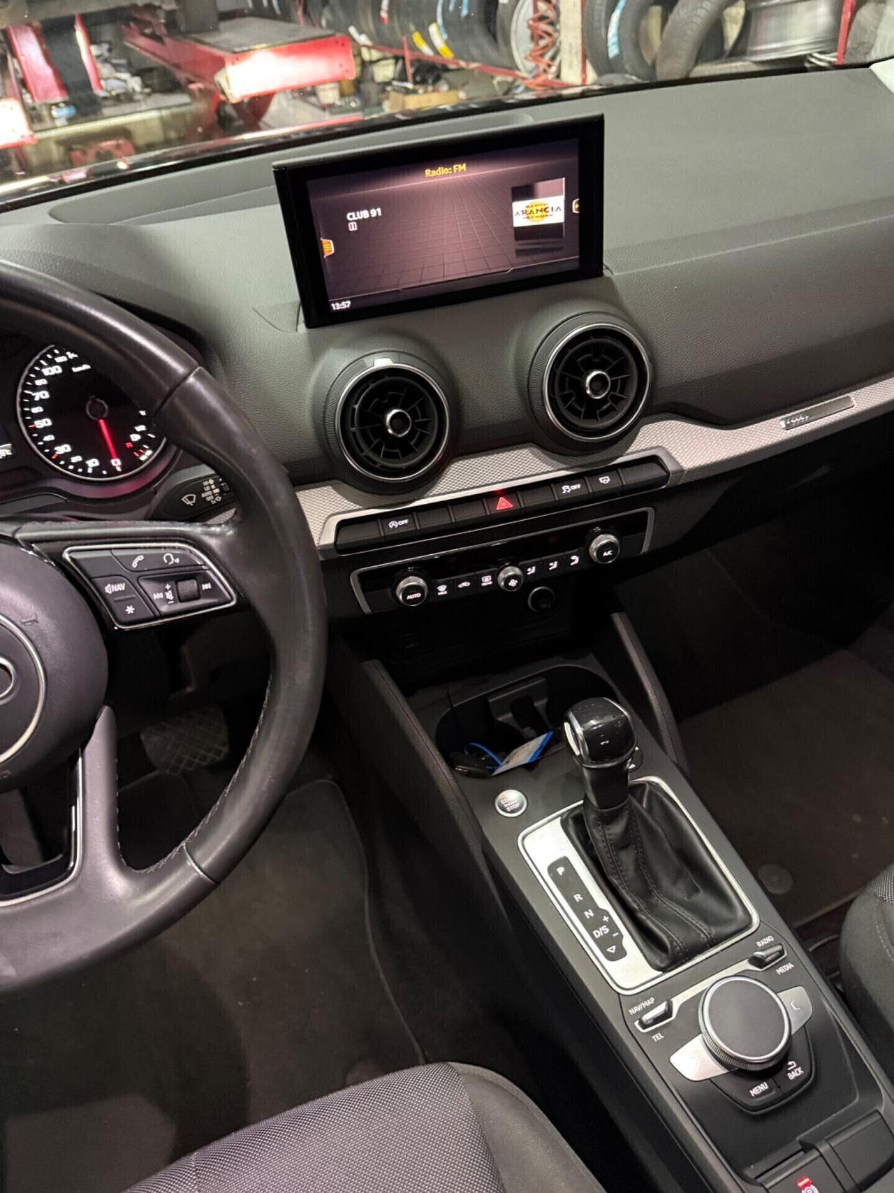Audi Q2 30 TDI 116CV S tronic ID.BLACK 18 IVA ESPOSTA