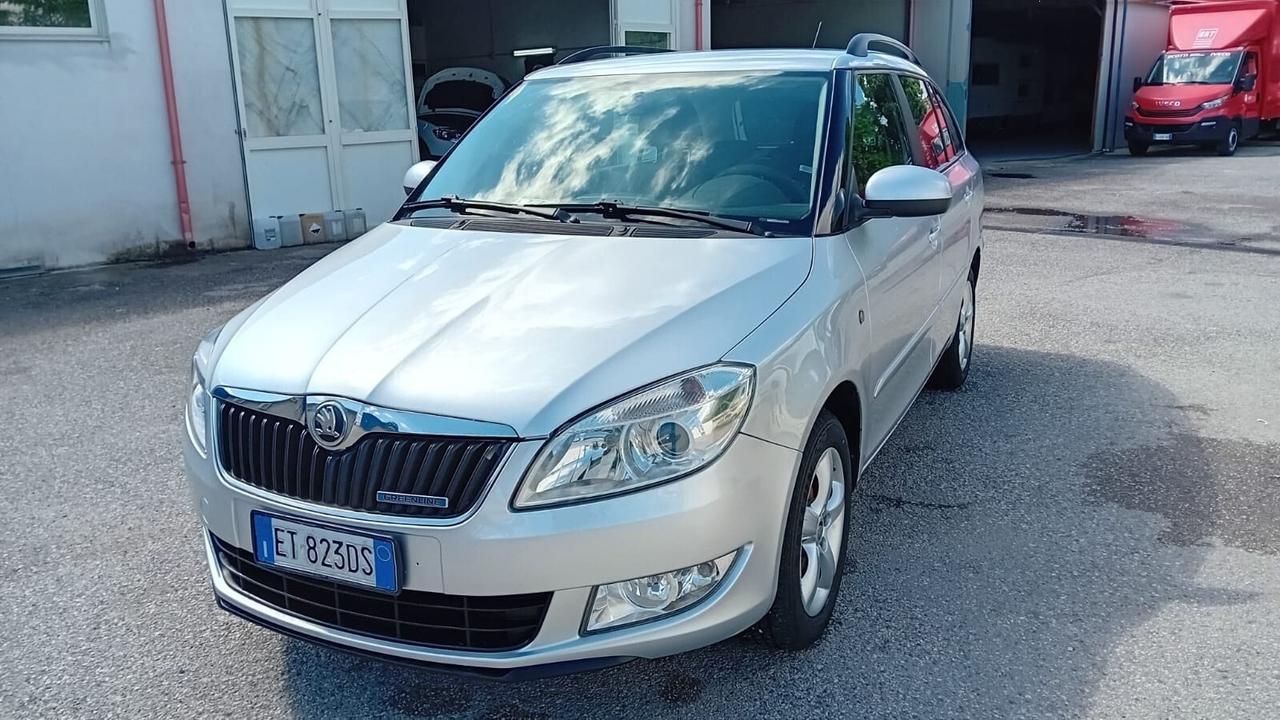 Skoda Fabia 2 serie -1.2 tdi-full-10/2013