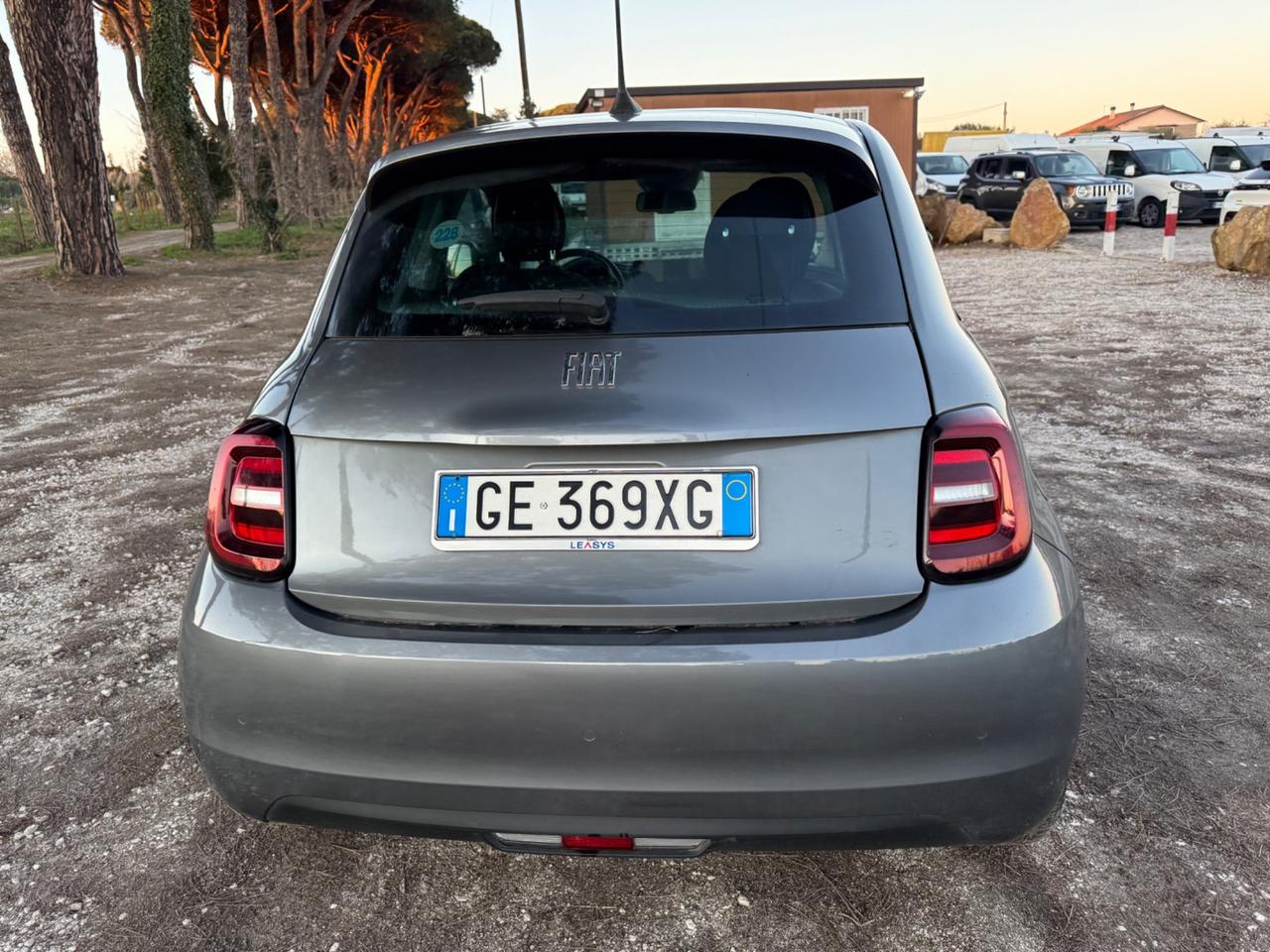 Fiat 500 500e 260km AUTONOMIA LED !!!