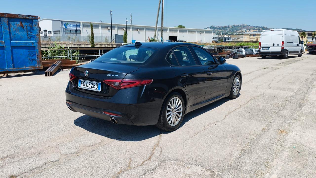 Alfa Romeo Giulia 2.2 Turbodiesel 180 CV AT8 Super