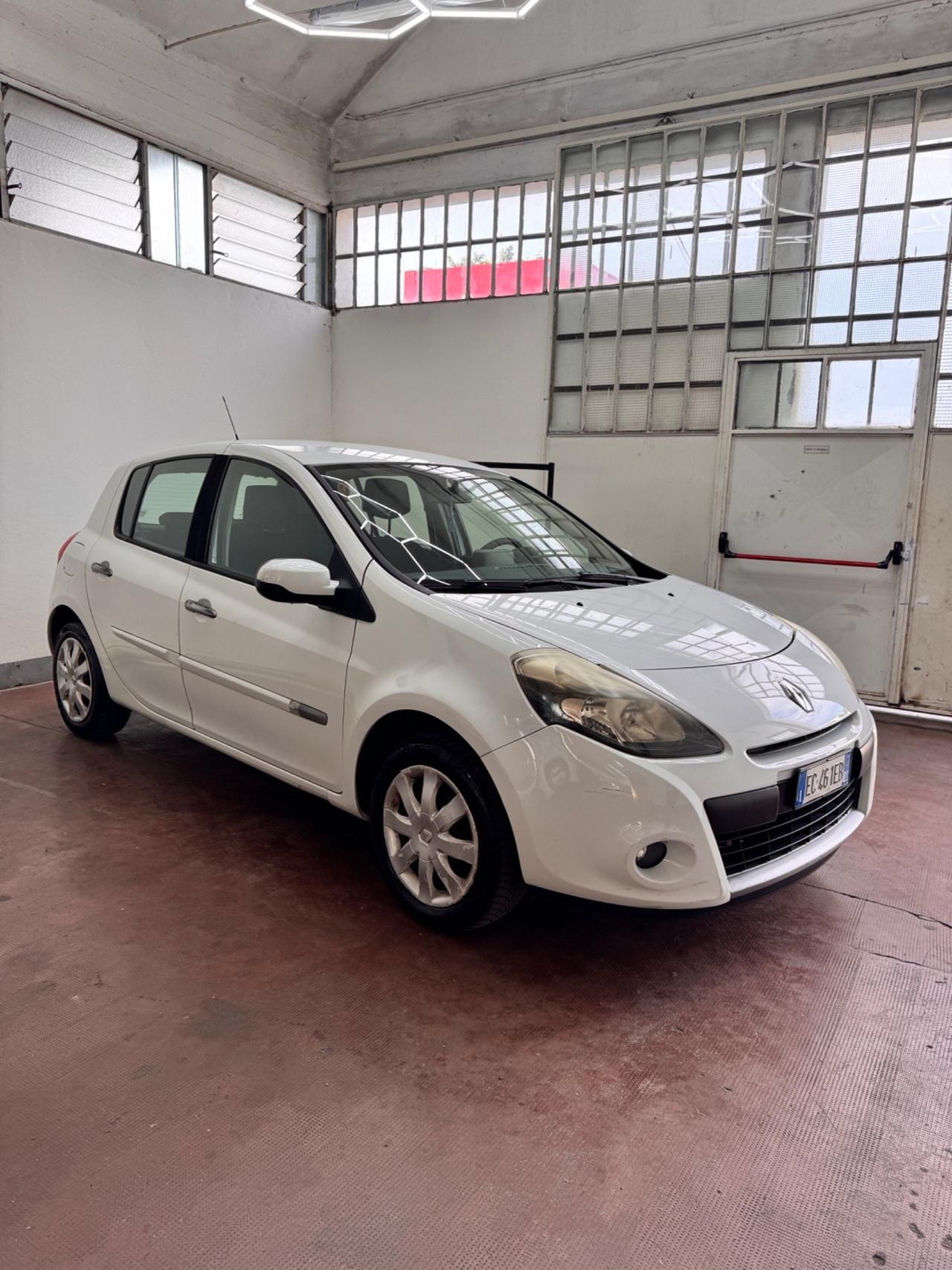 Renault Clio 1.2 16V 5 porte GPL Dynamique