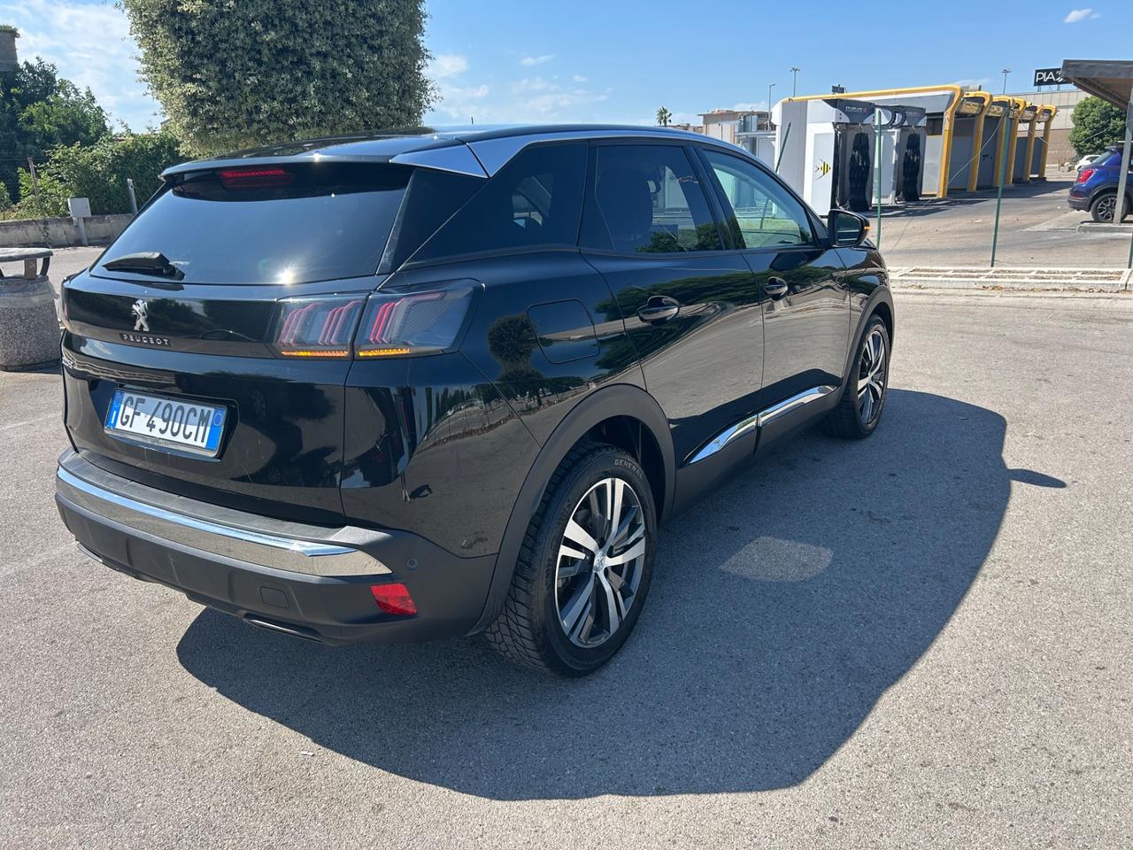 Peugeot 3008 BlueHDi 130 S&S EAT8 Allure da vetrina