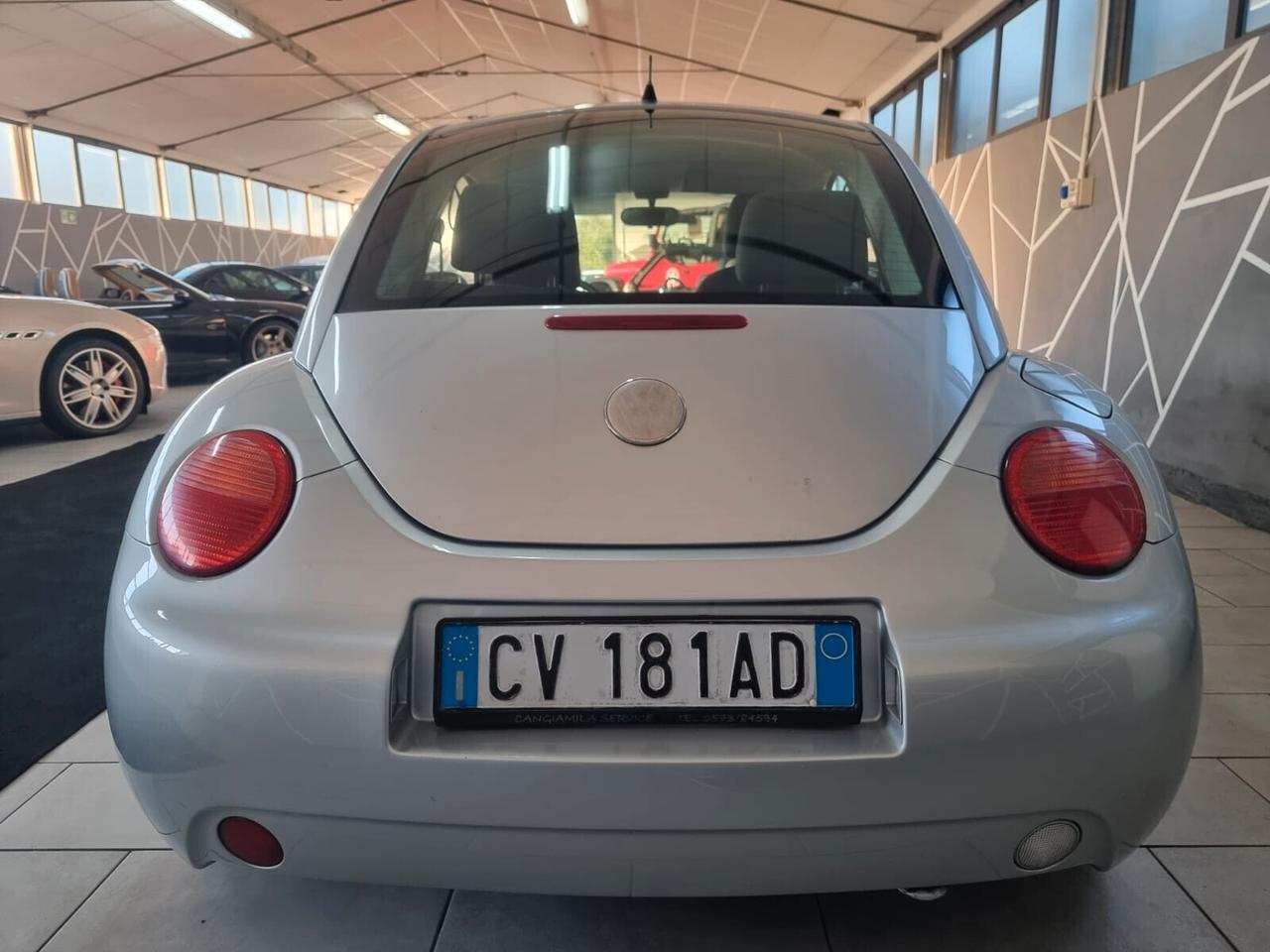 Volkswagen New Beetle 1.4 16V ARTE NEOPATENTATI