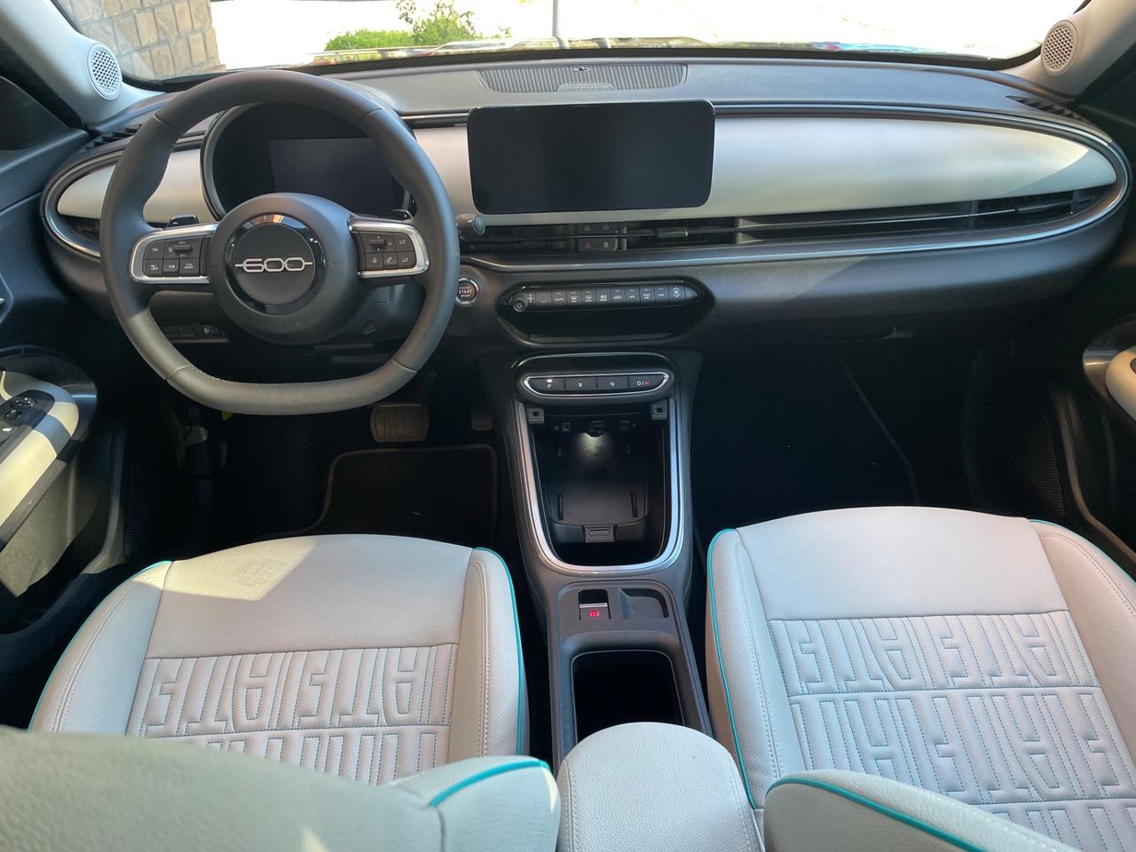 Fiat 600 Hybrid 145 CV DCT MHEV La Prima