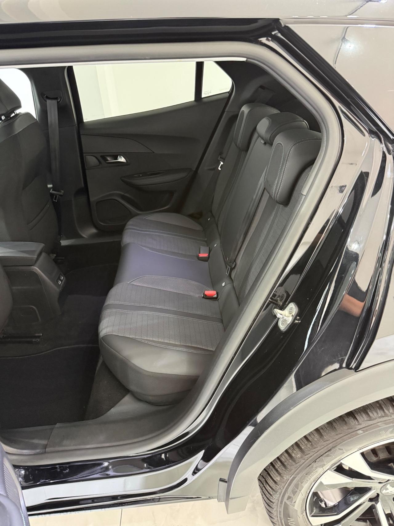 PEUGEOT 2008 BLUEHDi 130 S&S EAT8 ALLURE PACK AUTOCARRO