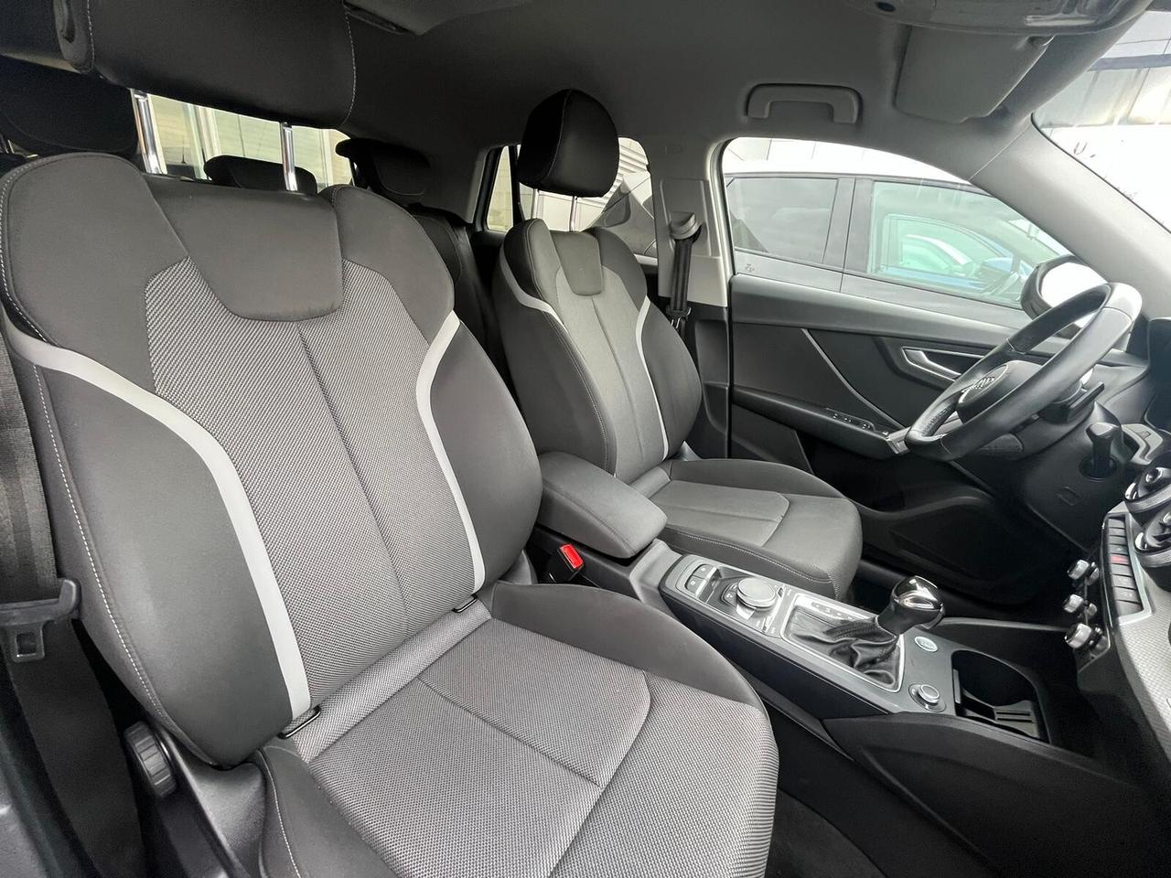 Audi Q2 35 TDI quattro S tronic Identity Black