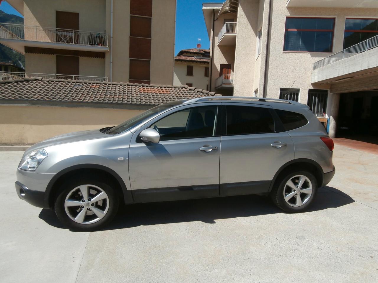 Nissan Qashqai Qashqai+2 2.0 16V 4WD Tekna