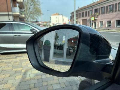 Jeep Avenger 1.2 turbo e-hybrid mhev Summit fwd 110cv edct6